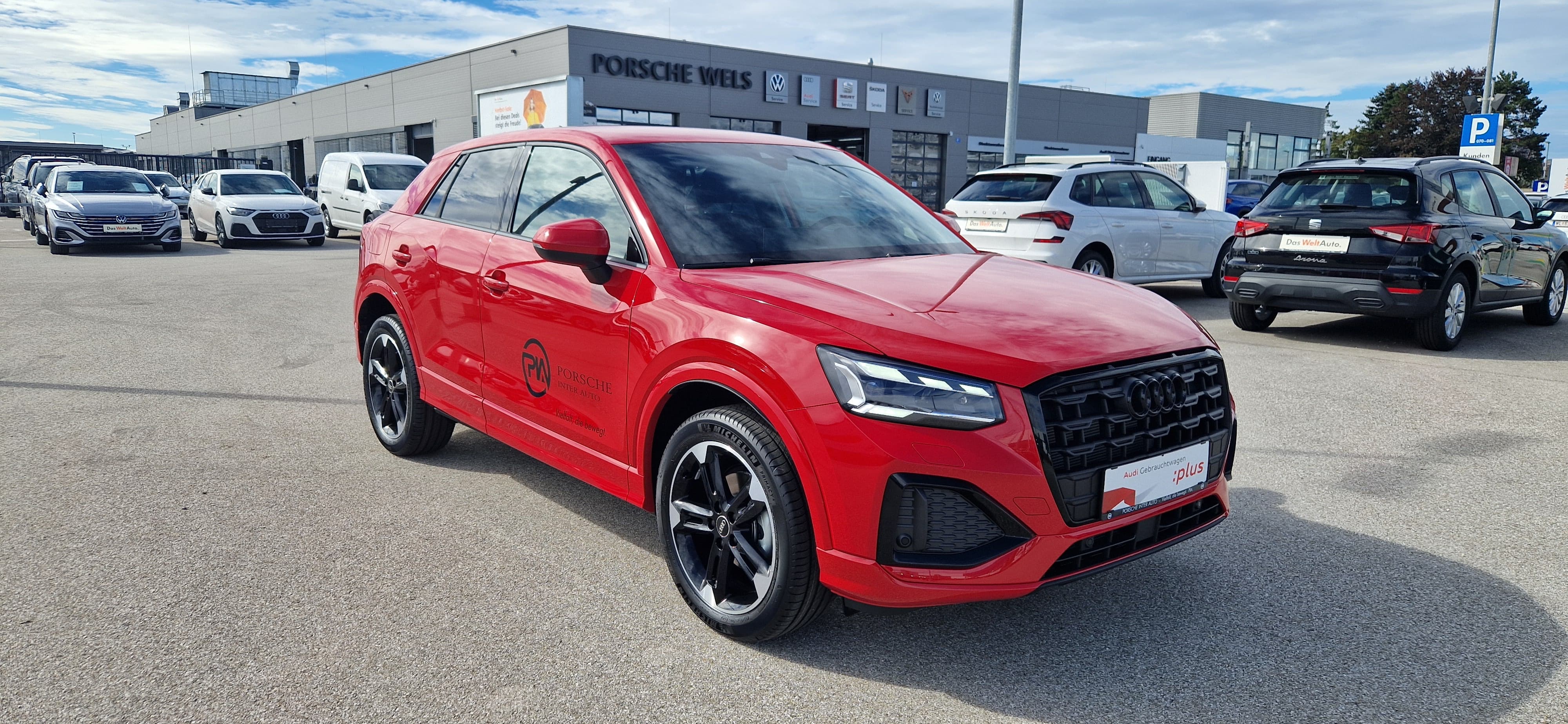 Audi Q2 30 TFSI admired
