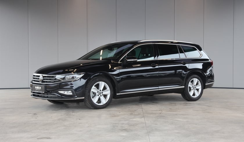 VW Passat Elegance TDI SCR DSG
