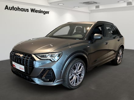 Audi Q3 35 TFSI admired