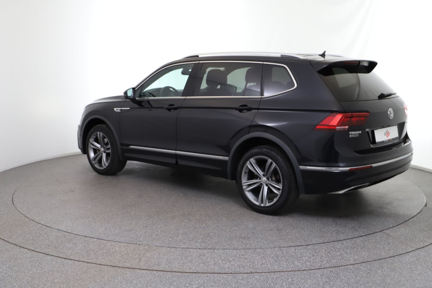 VW Tiguan Allspace Highline TDI | Bild 3 von 31