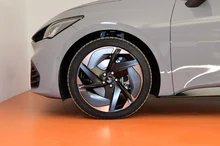 Thumbnail-Foto von Fahrzeug