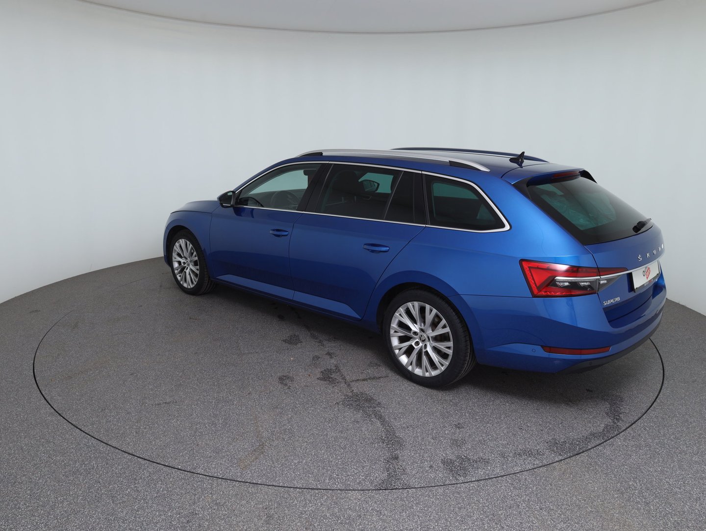 Škoda SUPERB Combi Style TDI DSG | Bild 7 von 24