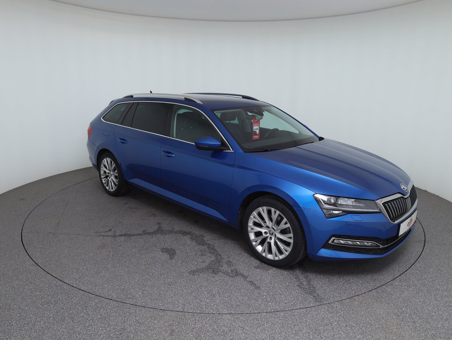 Škoda SUPERB Combi Style TDI DSG | Bild 3 von 24