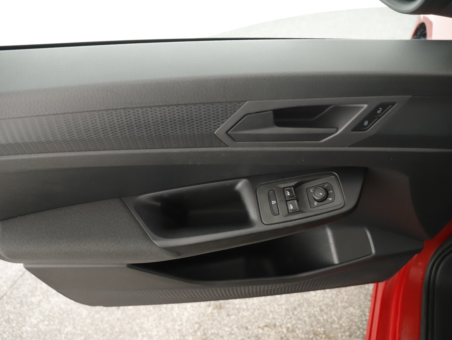 VW Caddy Maxi TDI | Bild 10 von 27