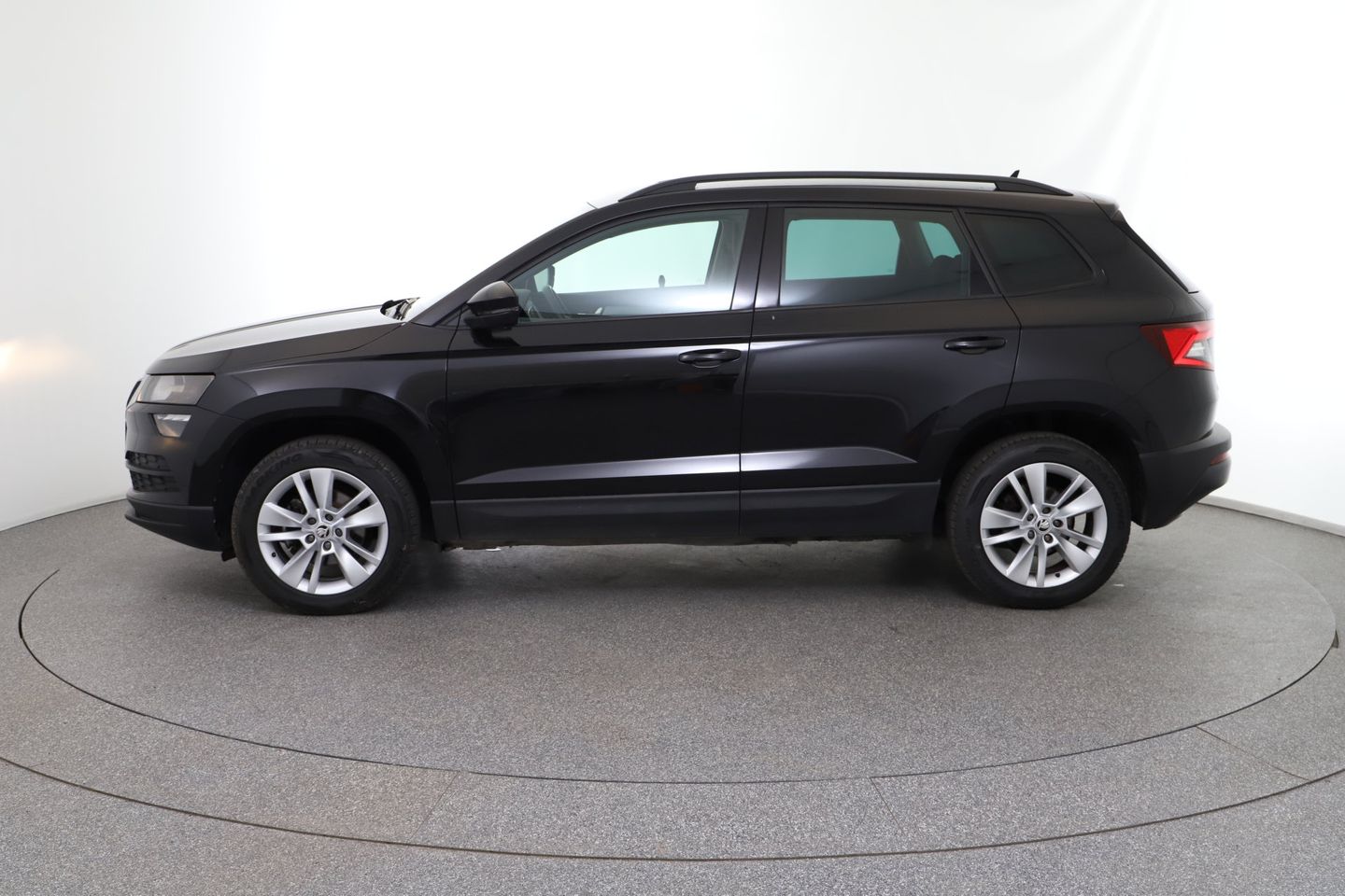 Škoda Karoq 1,6 TDI Ambition Limited DSG | Bild 8 von 27