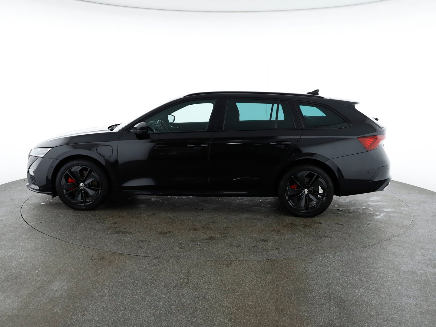 Škoda OCTAVIA Combi RS iV 245 DSG | Bild 2 von 30