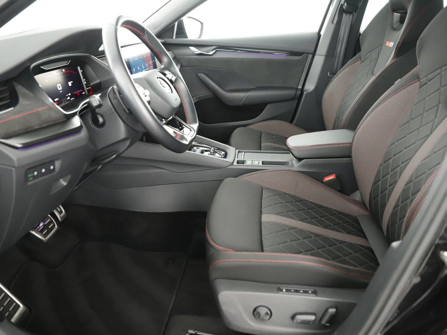 Škoda OCTAVIA Combi RS iV 245 DSG | Bild 13 von 30