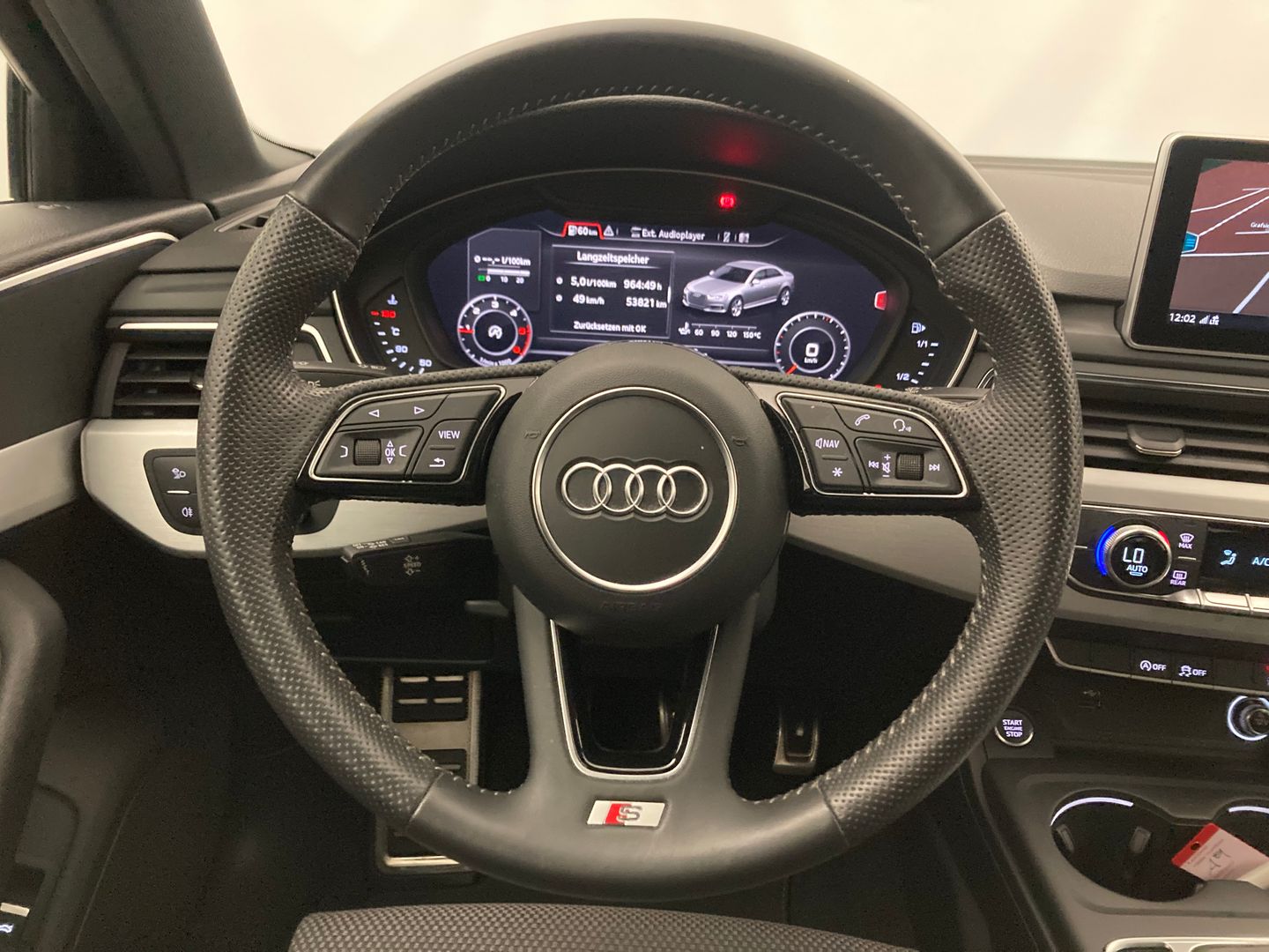 Audi A4 2.0 TDI Sport | Bild 13 von 28