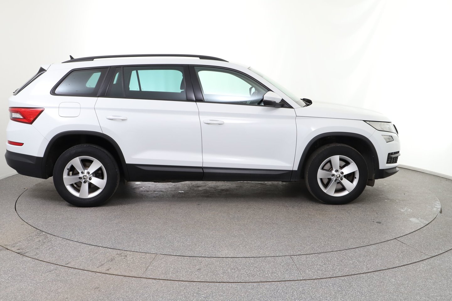 Škoda KODIAQ Ambition TDI SCR DSG | Bild 6 von 27