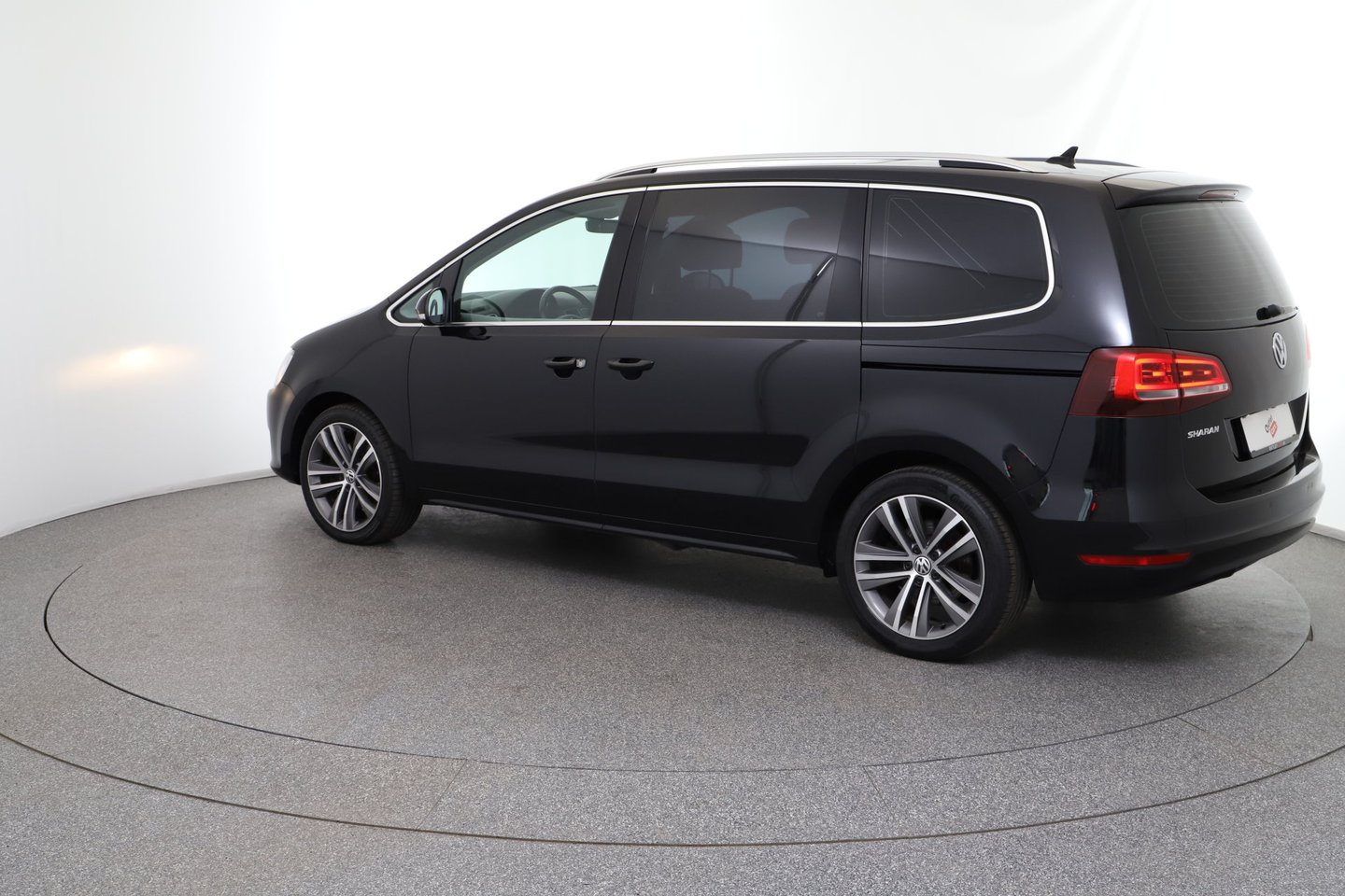 VW Sharan Business+ SCR 2,0 TDI DSG | Bild 3 von 29