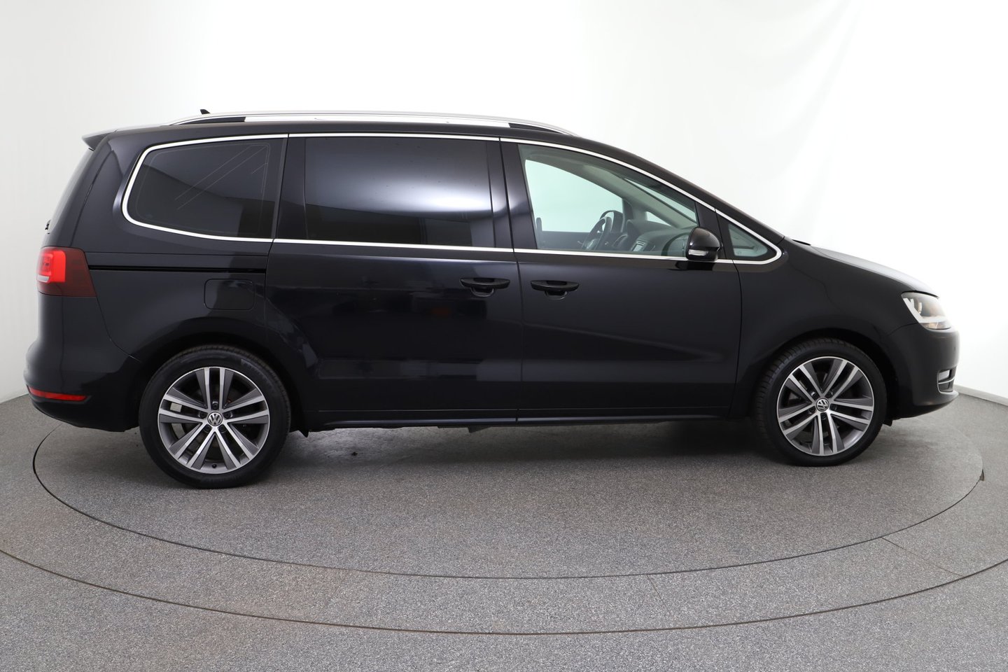 VW Sharan Business+ SCR 2,0 TDI DSG | Bild 6 von 29