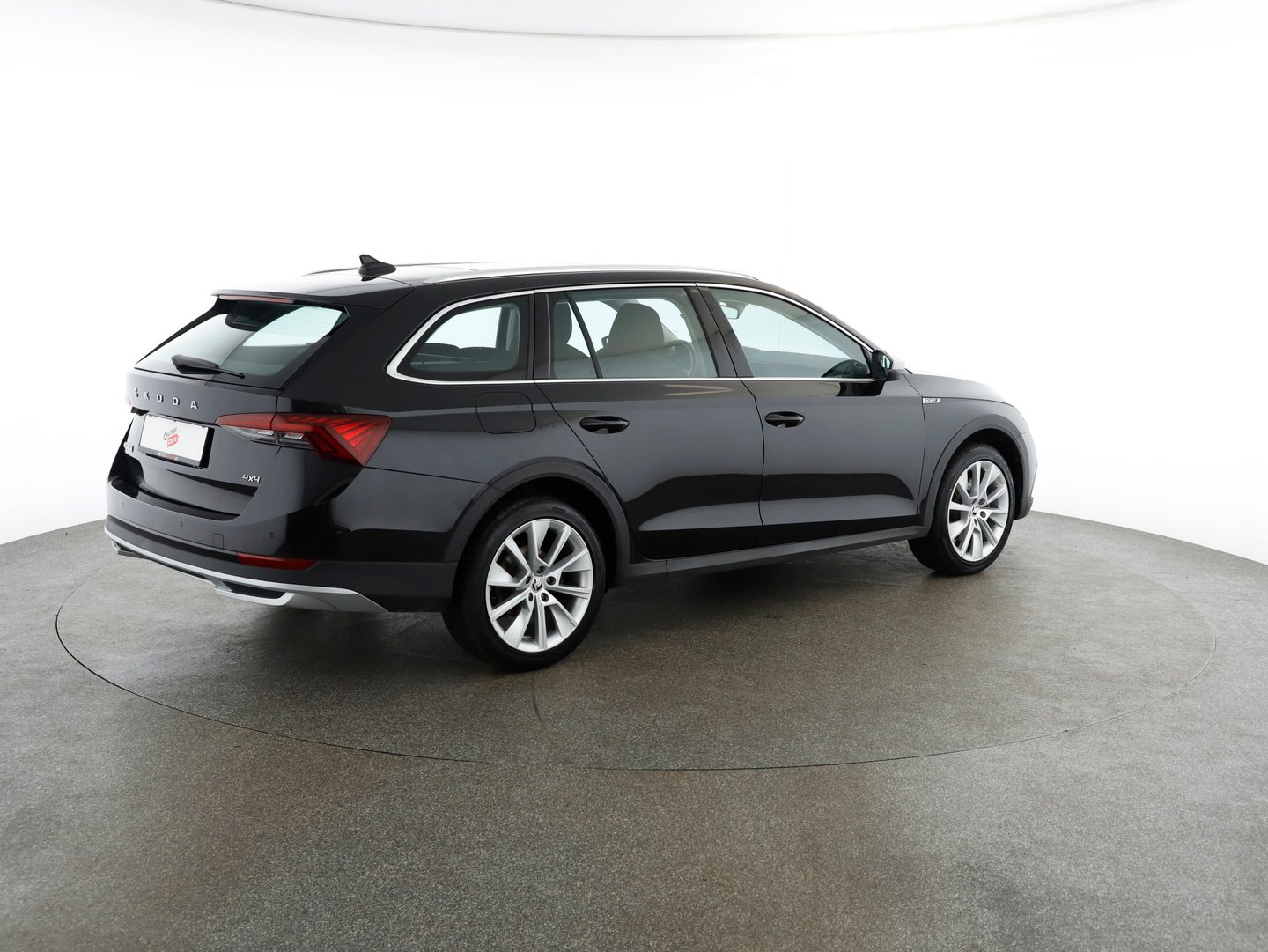 Škoda OCTAVIA Combi 4x4 SCOUT TDI DSG | Bild 5 von 29