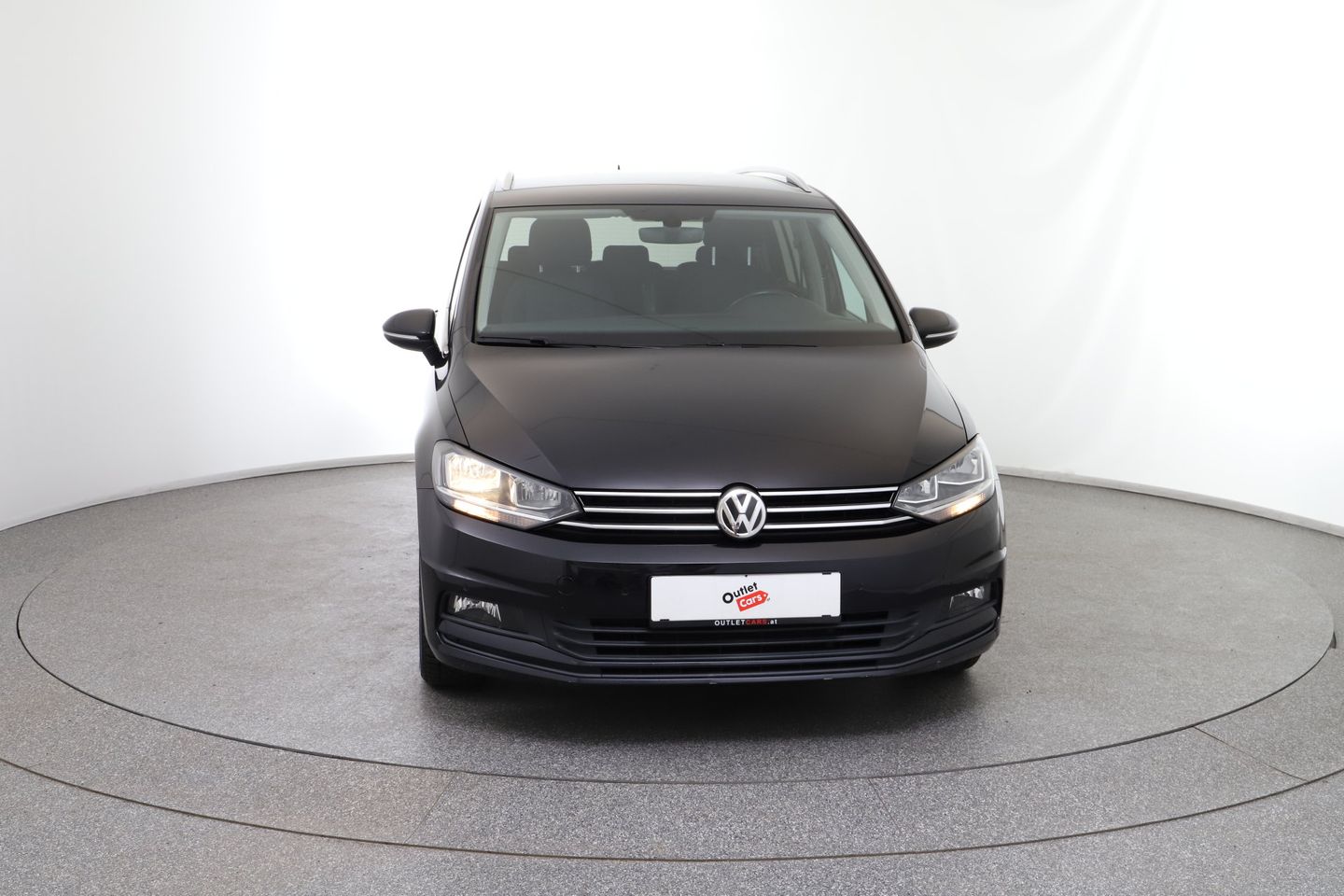 VW Touran Comfortline 1,6 SCR TDI DSG | Bild 8 von 25