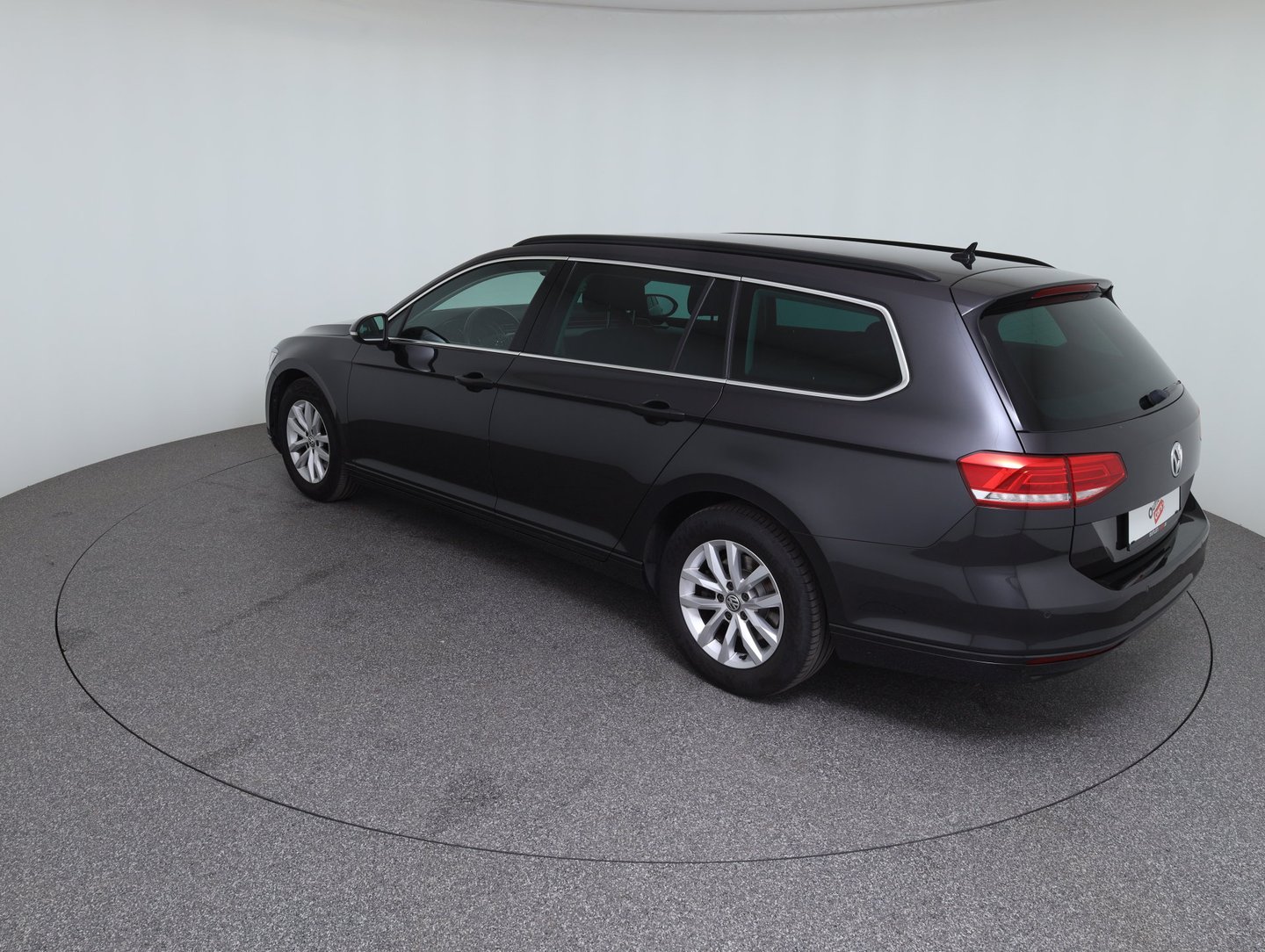 VW Passat Variant Comfortline TDI SCR DSG | Bild 3 von 14