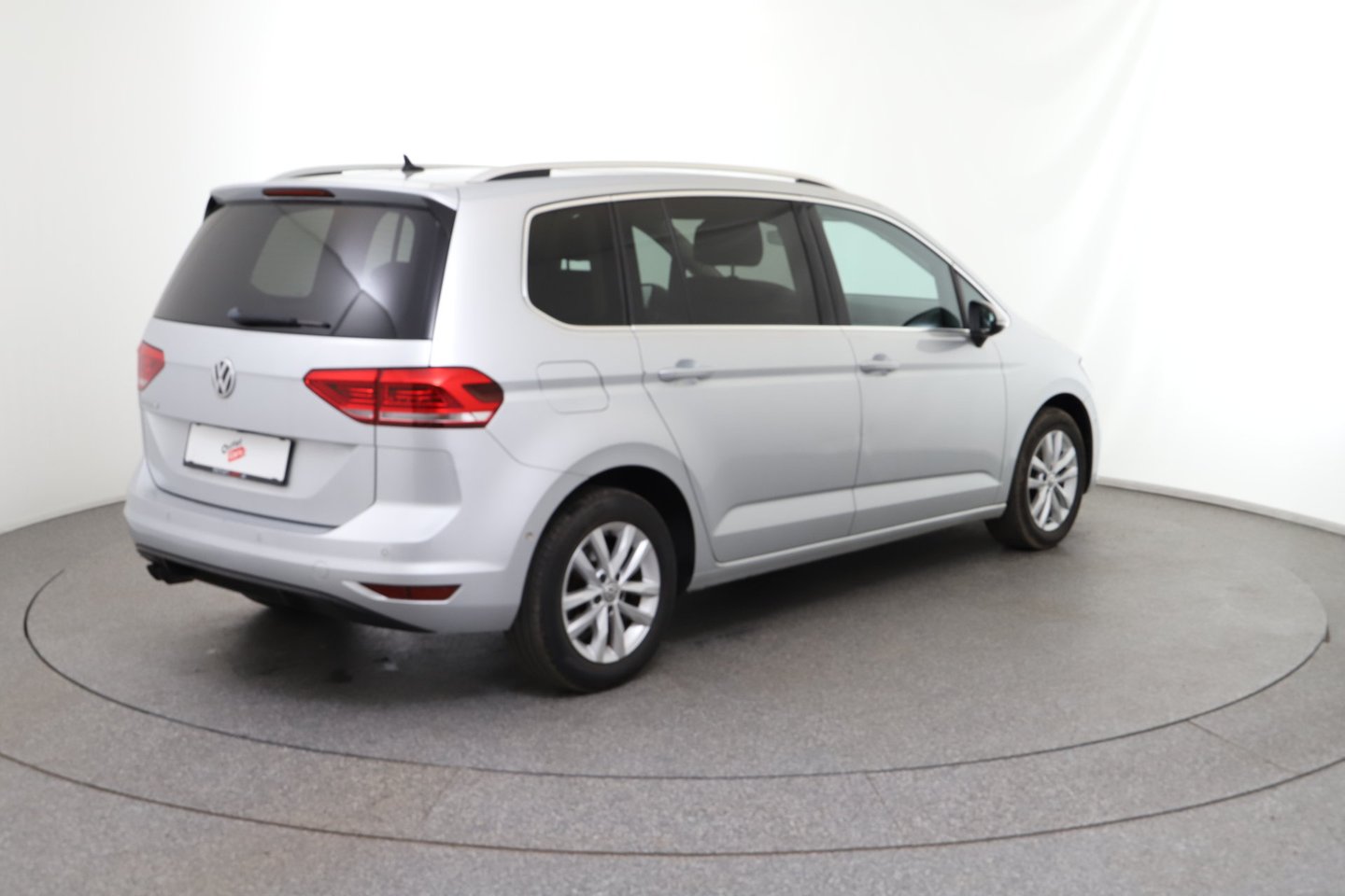 VW Touran Highline 2,0 SCR TDI | Bild 5 von 27