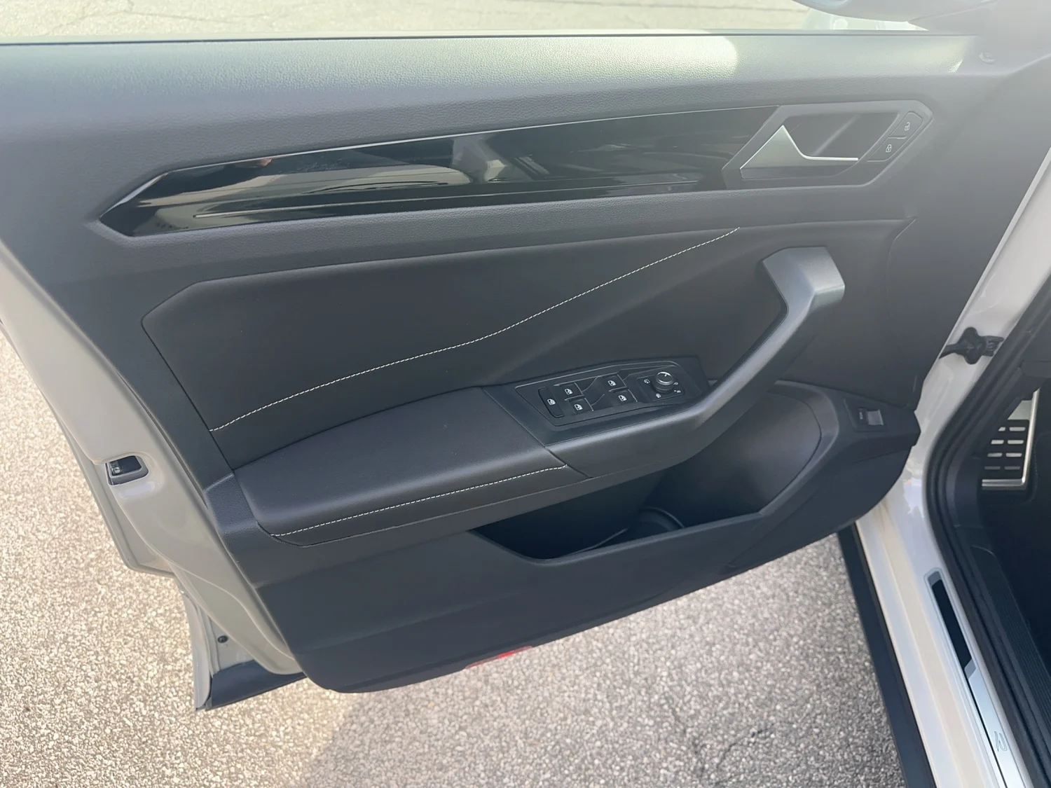 Bild eines VW T-Roc R-Line TDI 4MOTION DSG