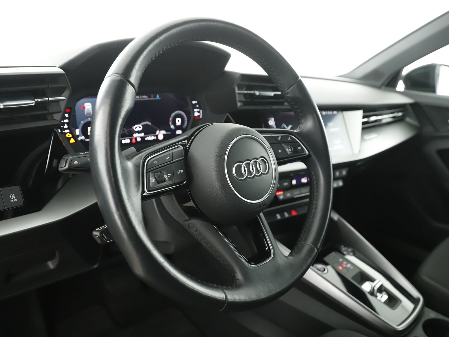 Audi A3 Sportback 35 TDI | Bild 16 von 30