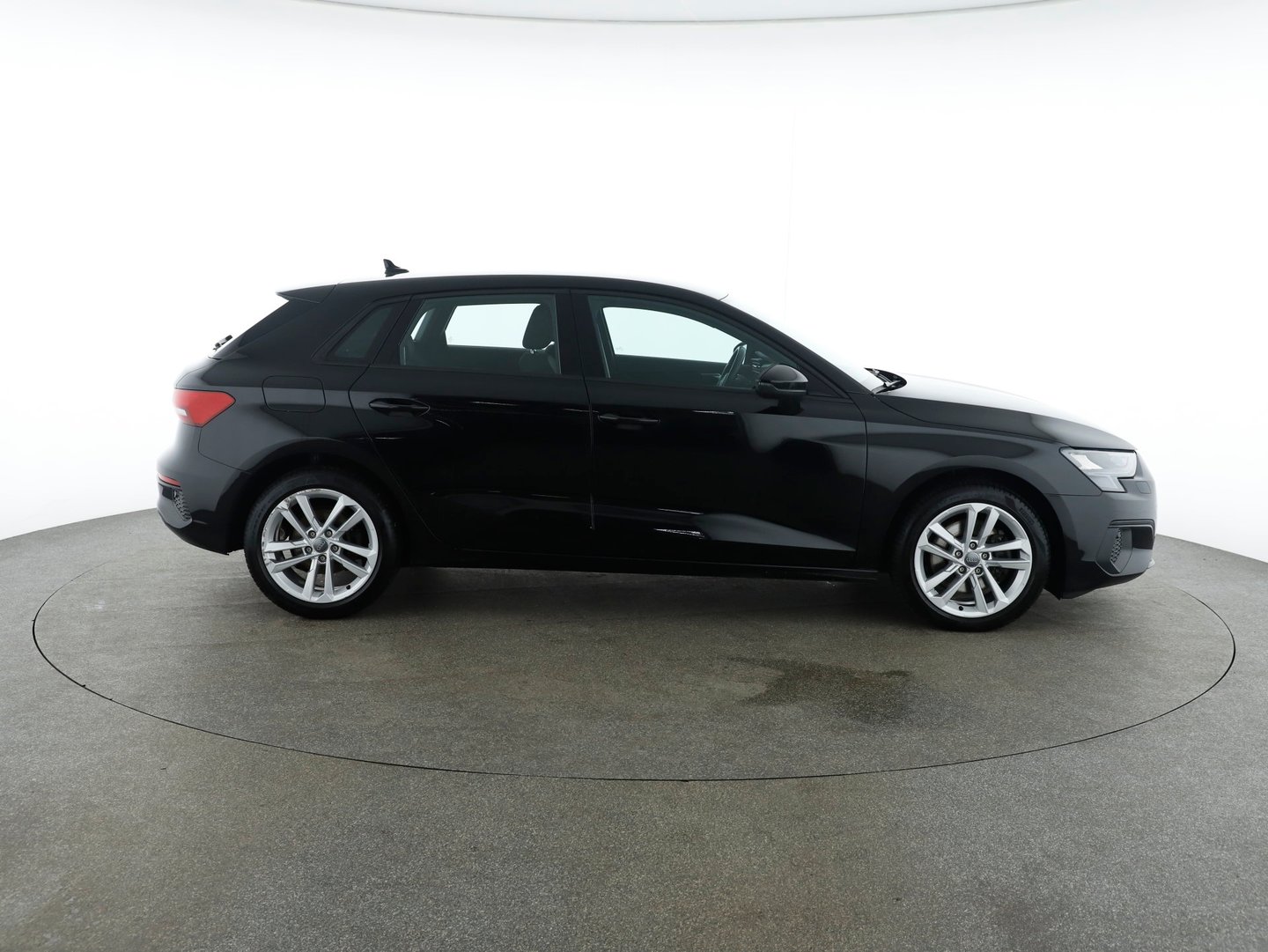Audi A3 Sportback 35 TDI | Bild 4 von 30