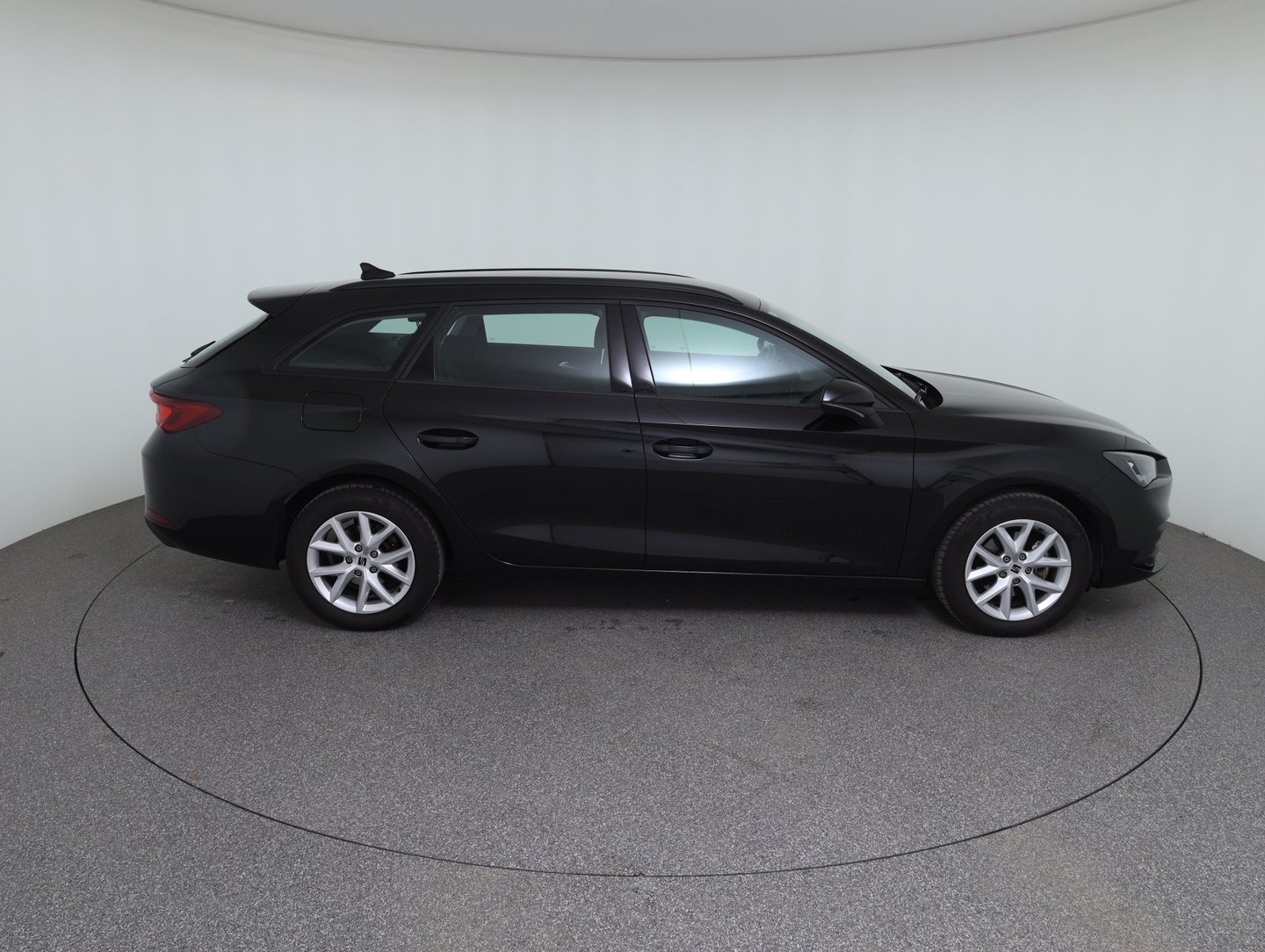 SEAT Leon SP Kombi Style 1.0 TSI | Bild 4 von 23