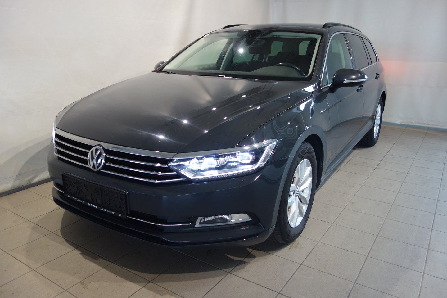 VW Passat Variant