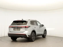 VW Tiguan Elegance eTSI DSG in Oyster Silver Metallic
