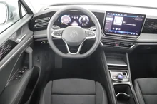 VW Tiguan Elegance eTSI DSG in Oyster Silver Metallic