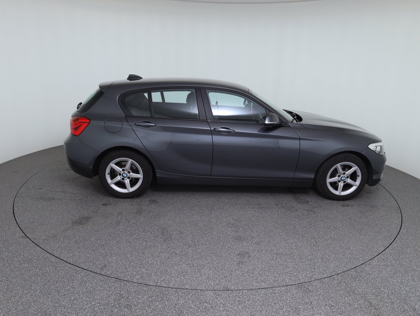 BMW 116d | Bild 4 von 8