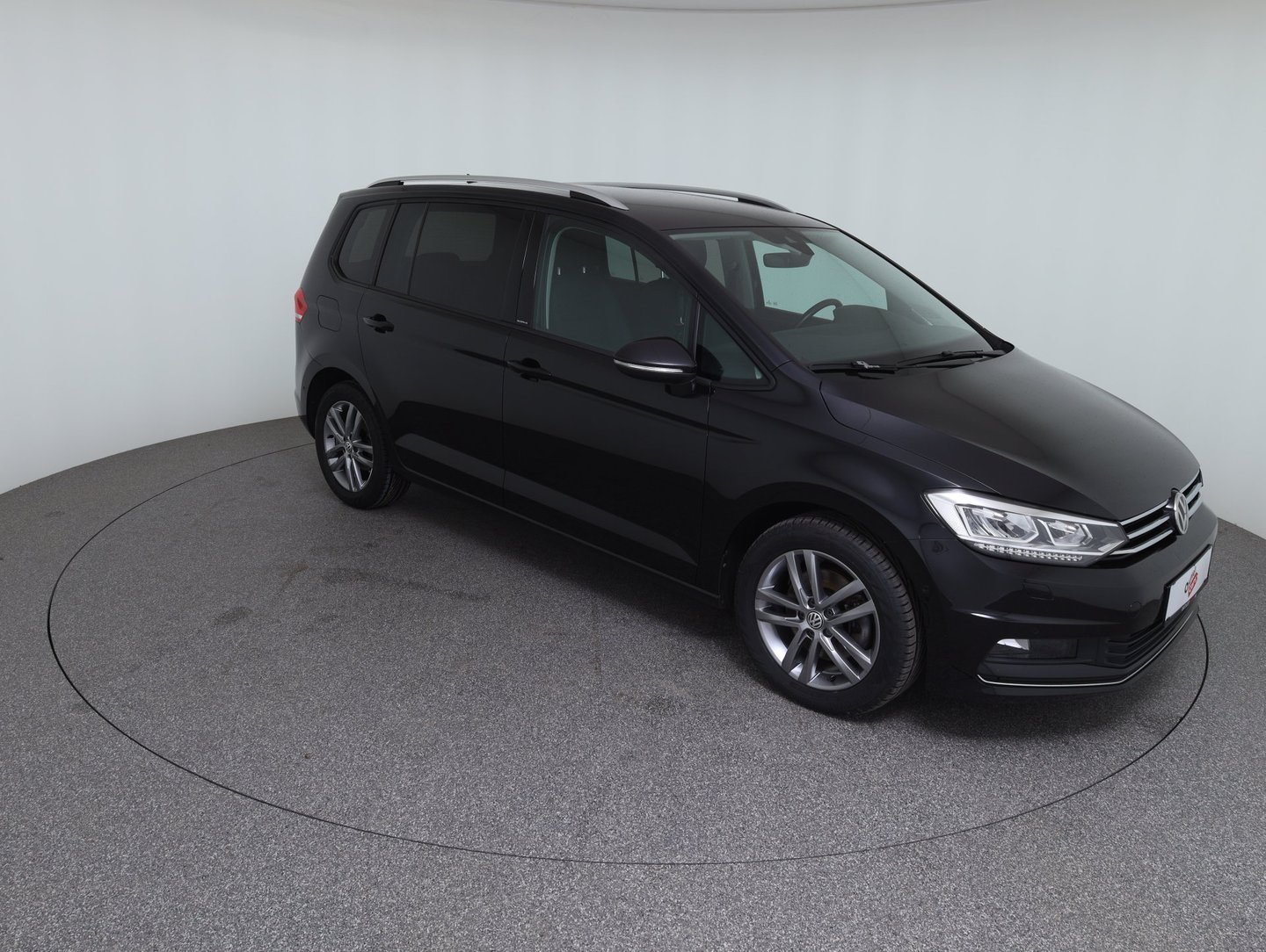 VW Touran Comfortline TDI SCR DSG 5-Sitzer | Bild 3 von 22