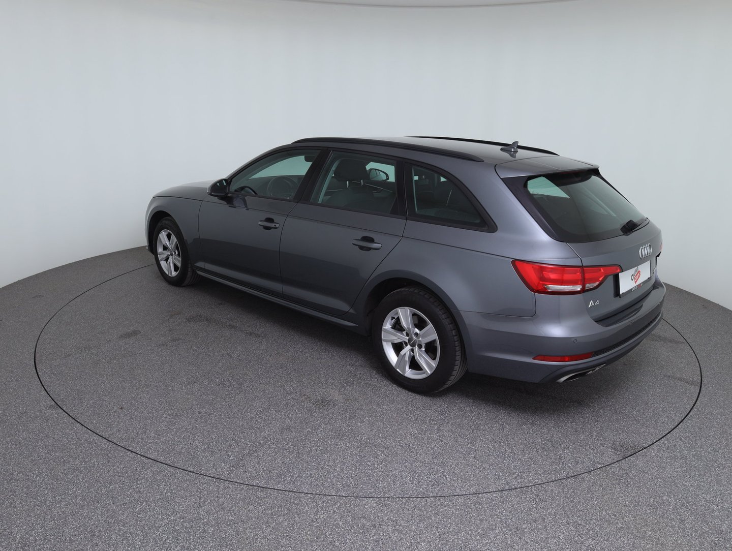 Audi A4 Avant 35 TDI | Bild 7 von 14