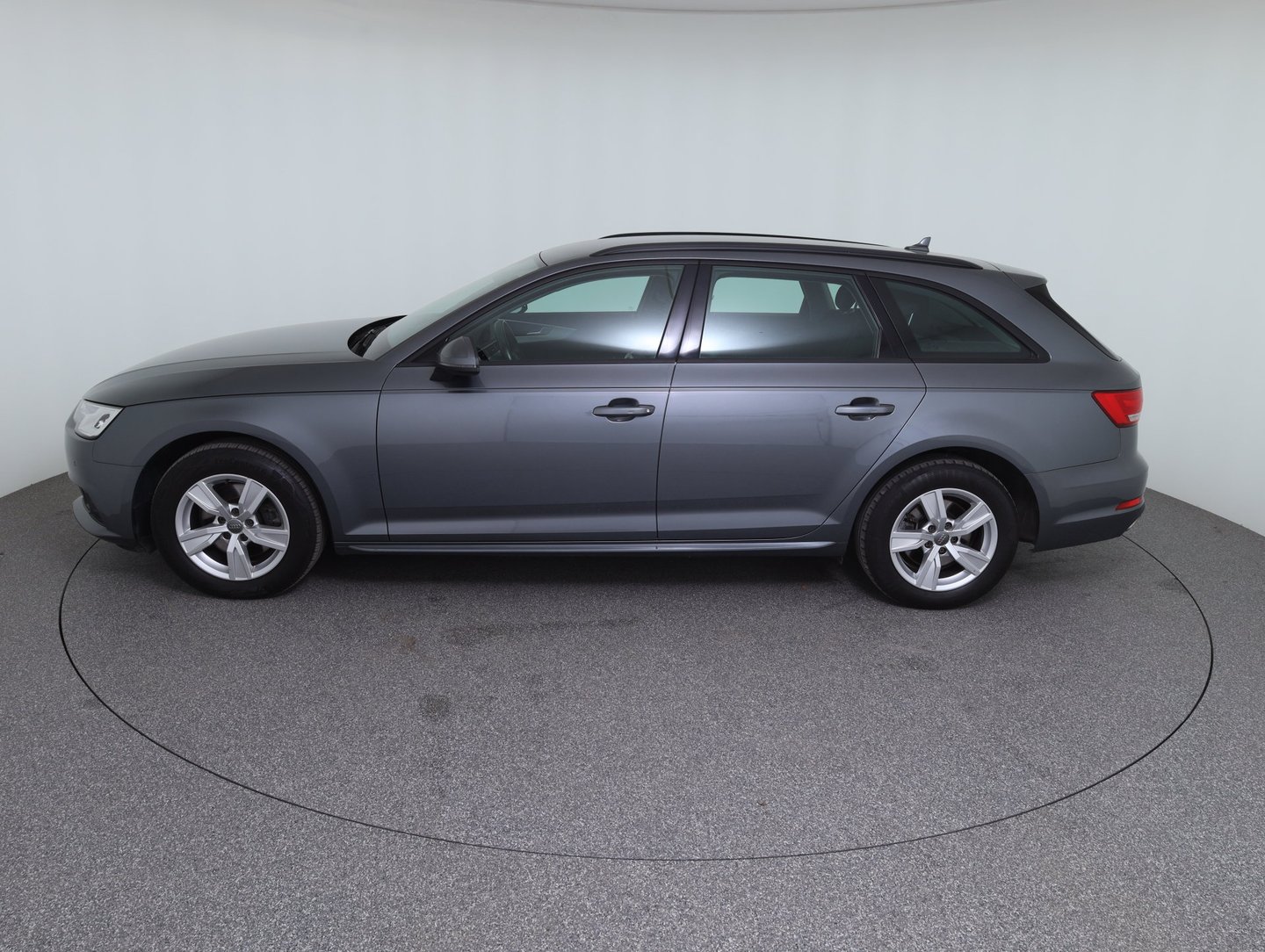 Audi A4 Avant 35 TDI | Bild 8 von 14