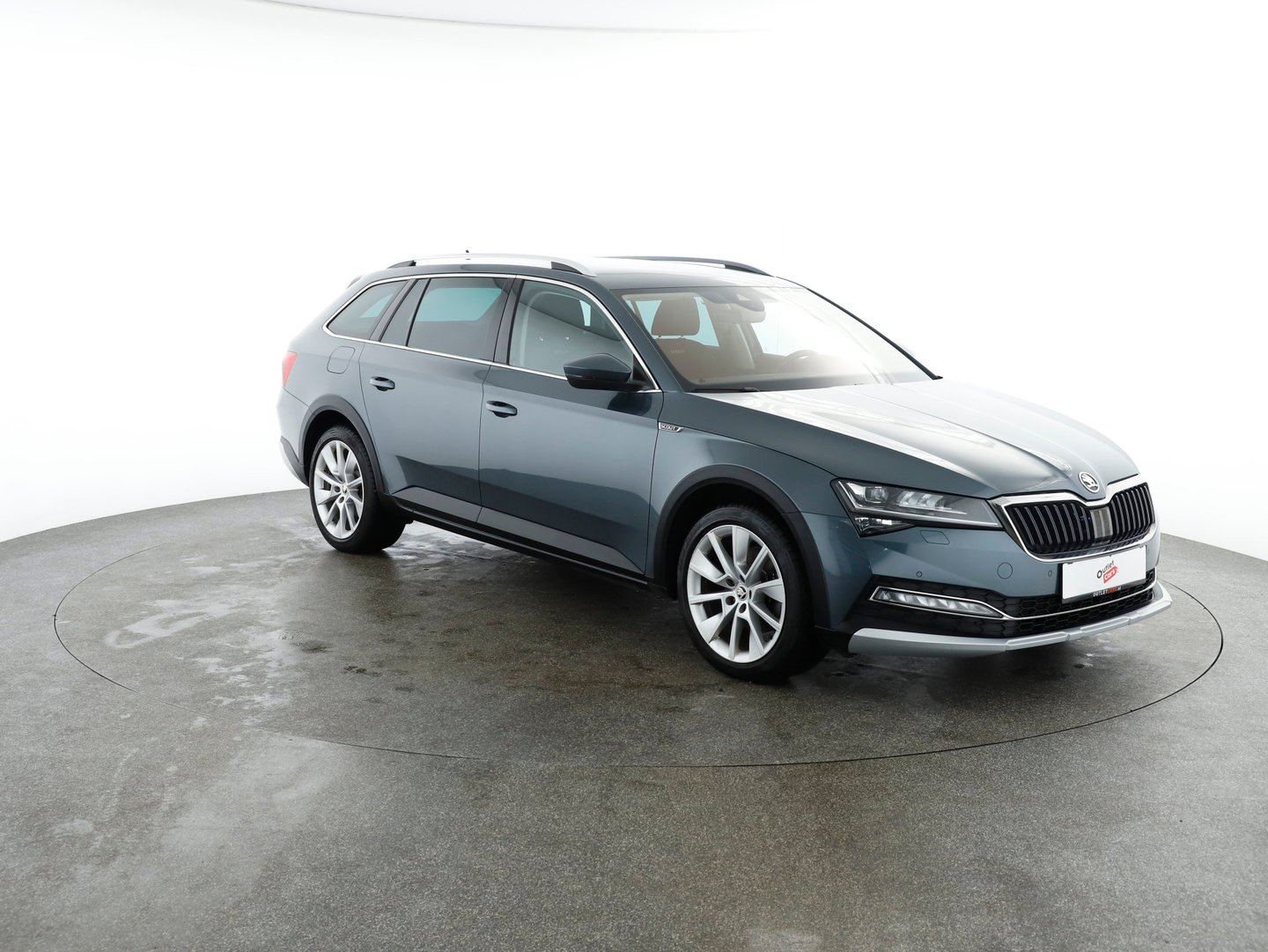 Škoda Superb Combi 4x4 Scout TDI DSG | Bild 7 von 30