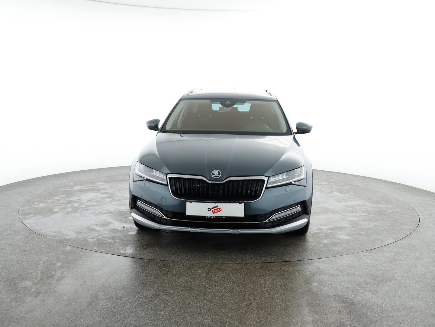 Škoda Superb Combi 4x4 Scout TDI DSG | Bild 8 von 30