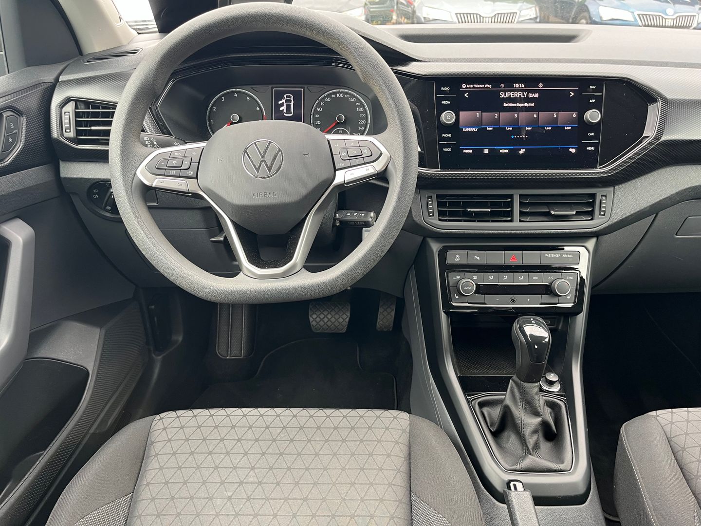 VW T-Cross Life TSI DSG | Bild 10 von 15