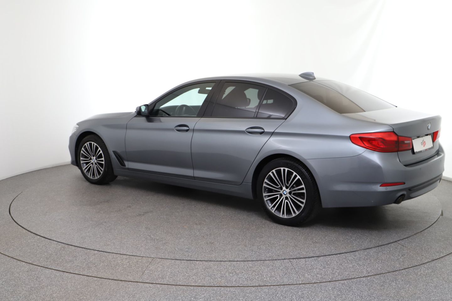 BMW 518d Aut. | Bild 3 von 30