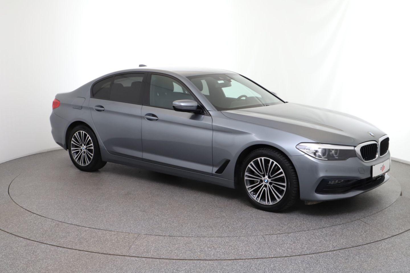 BMW 518d Aut. | Bild 7 von 30