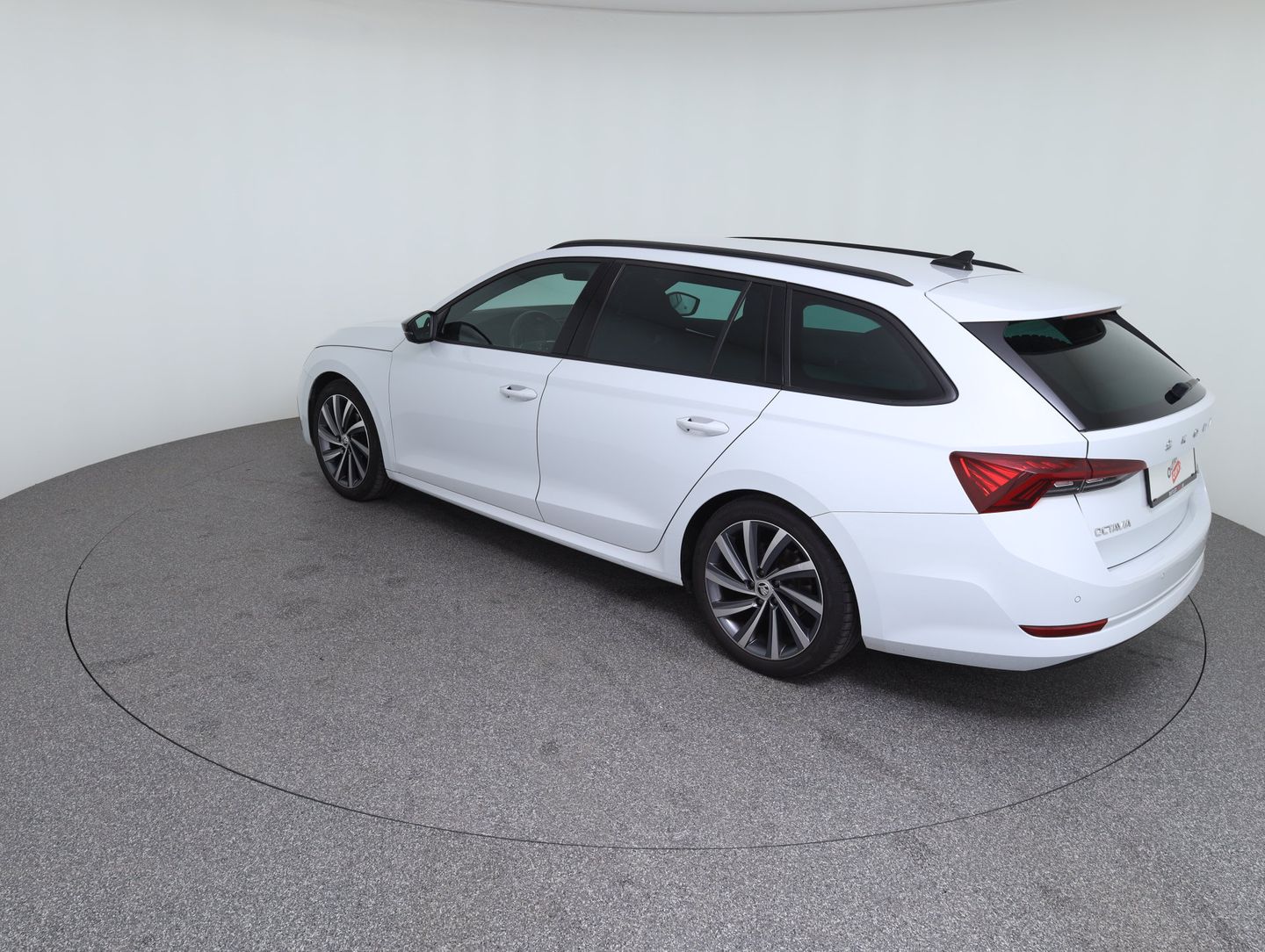 Škoda OCTAVIA Combi Style TSI e-TEC DSG | Bild 7 von 14