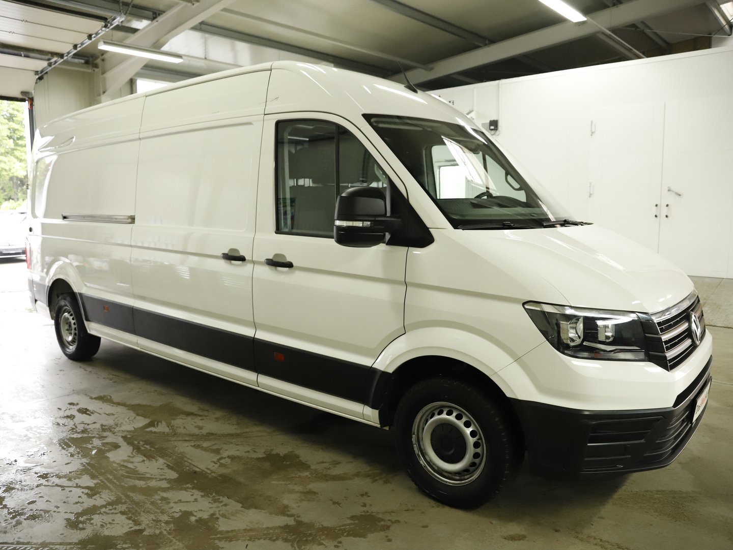 VW Crafter 35 Kastenwagen L3H2 TDI 4MOTION | Bild 2 von 20