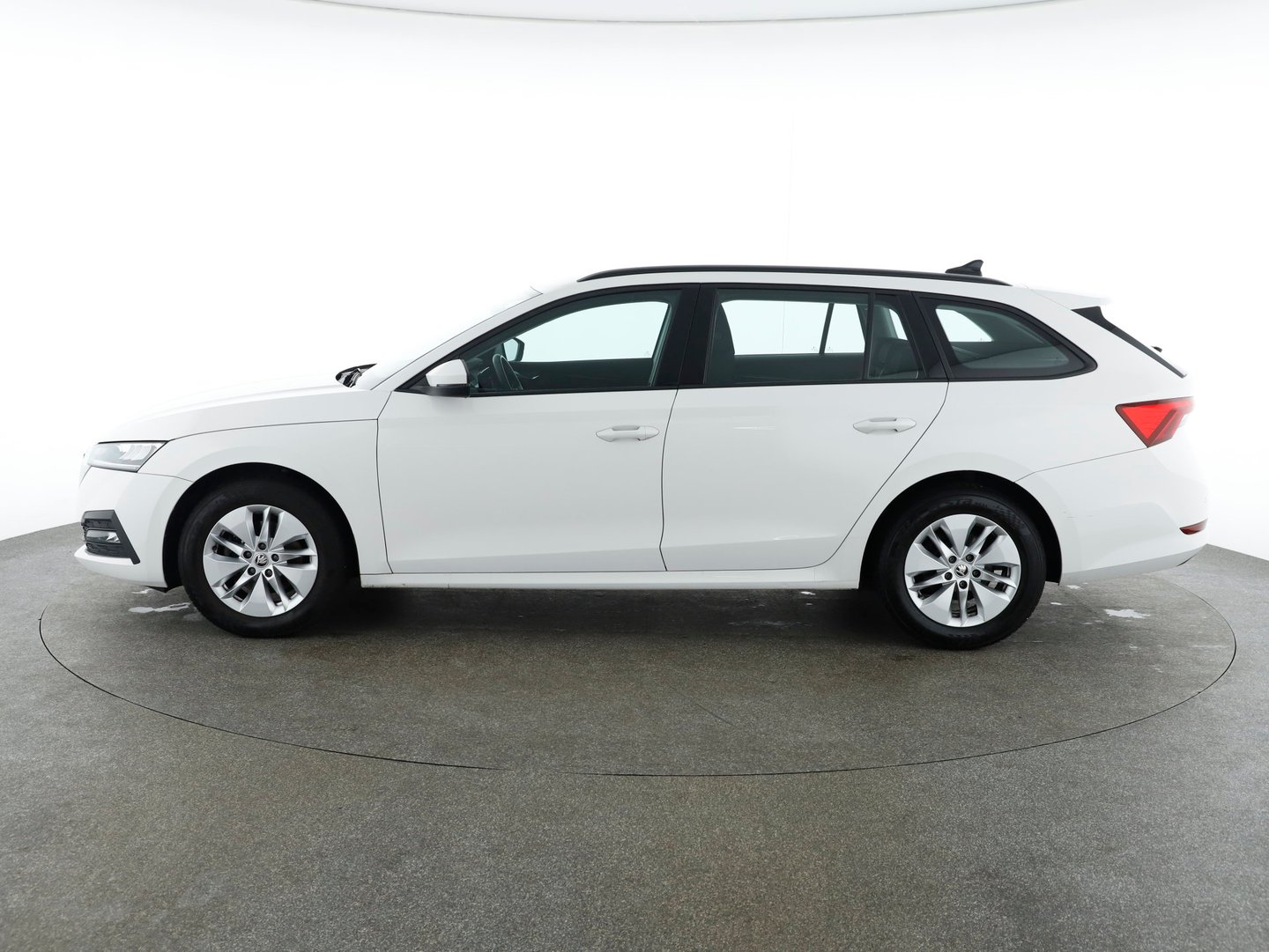 Škoda Octavia Combi Ambition | Bild 2 von 26