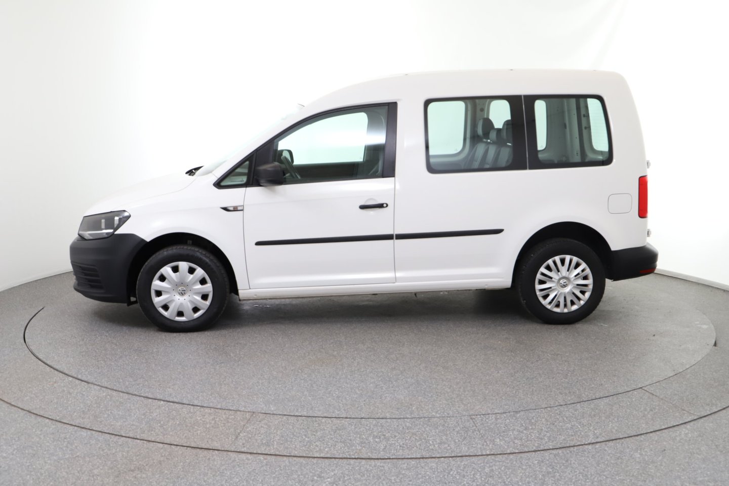 VW Caddy Kombi Startline 1,6 TDI DPF | Bild 2 von 18