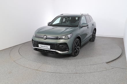 VW Tiguan R-Line eTSI DSG