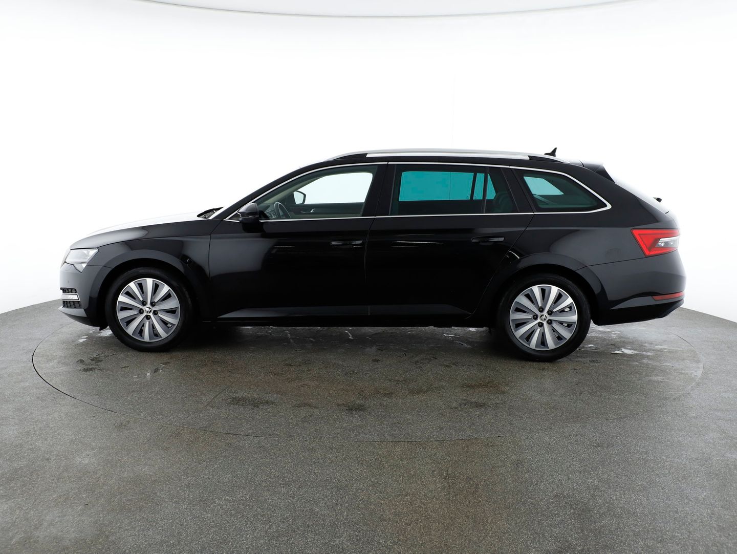 Škoda Superb Combi Style TDI DSG | Bild 8 von 26