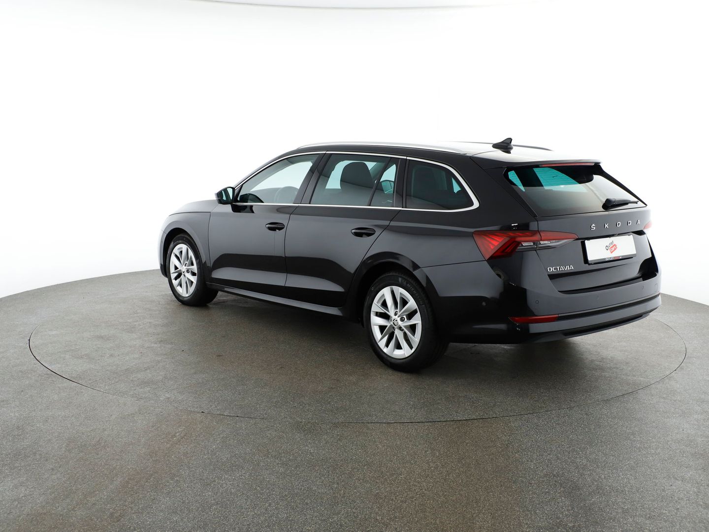 Škoda OCTAVIA Combi Premium TDI DSG | Bild 3 von 27