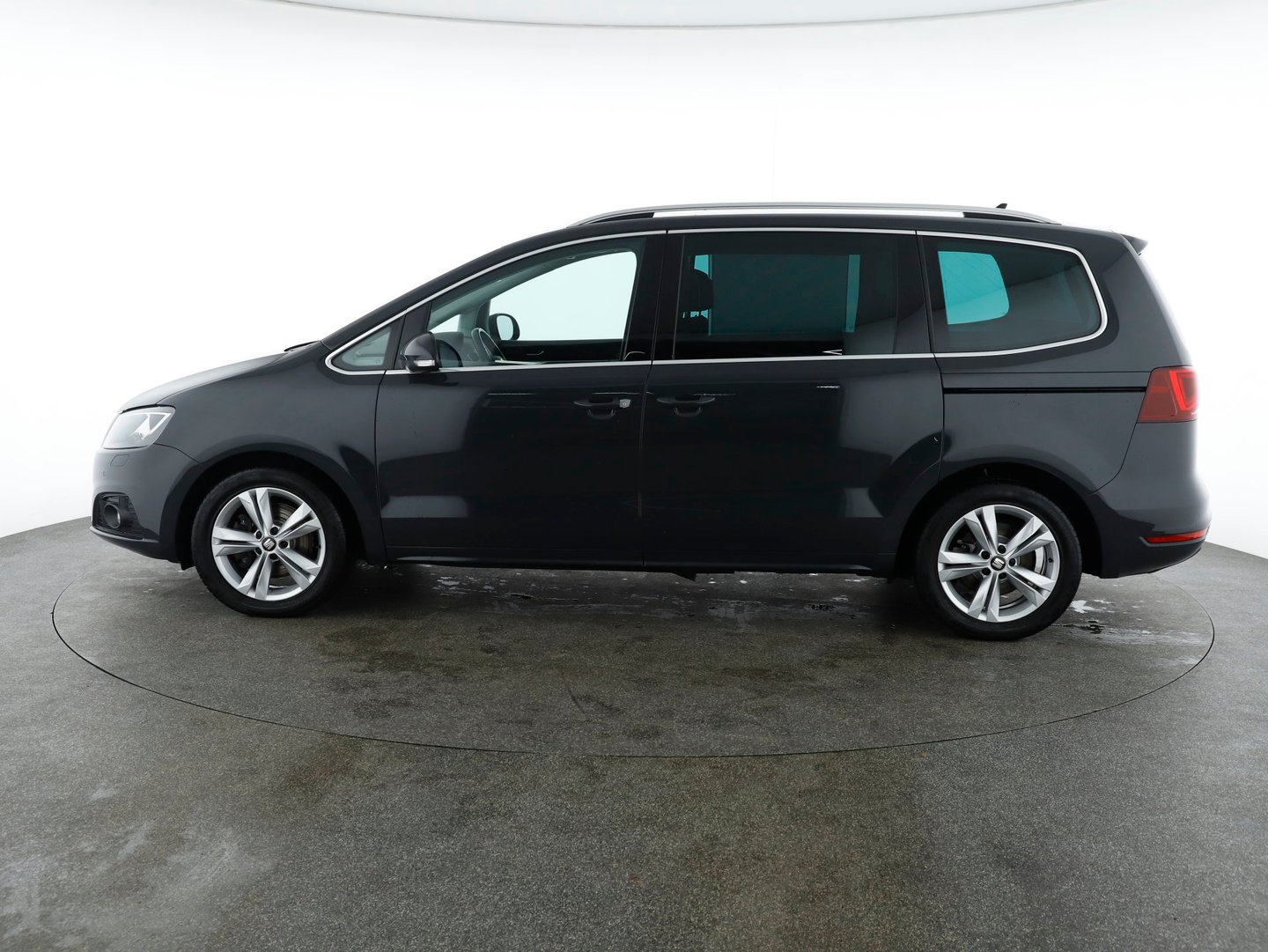 SEAT Alhambra Xcellence TDI | Bild 2 von 27