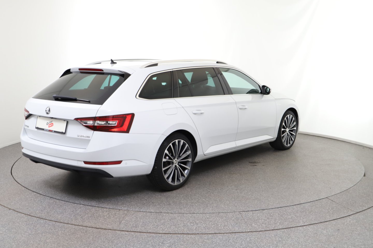 Škoda SUPERB Combi L&K TDI DSG | Bild 5 von 31