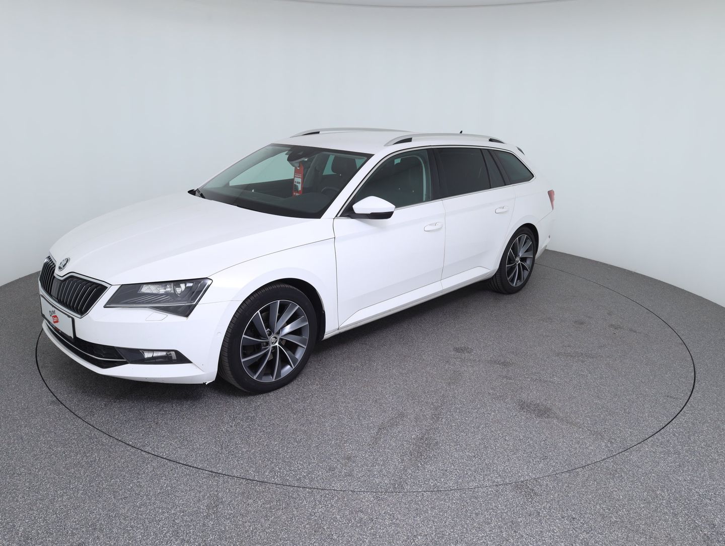 Bild eines Škoda SUPERB Combi L&K TDI DSG