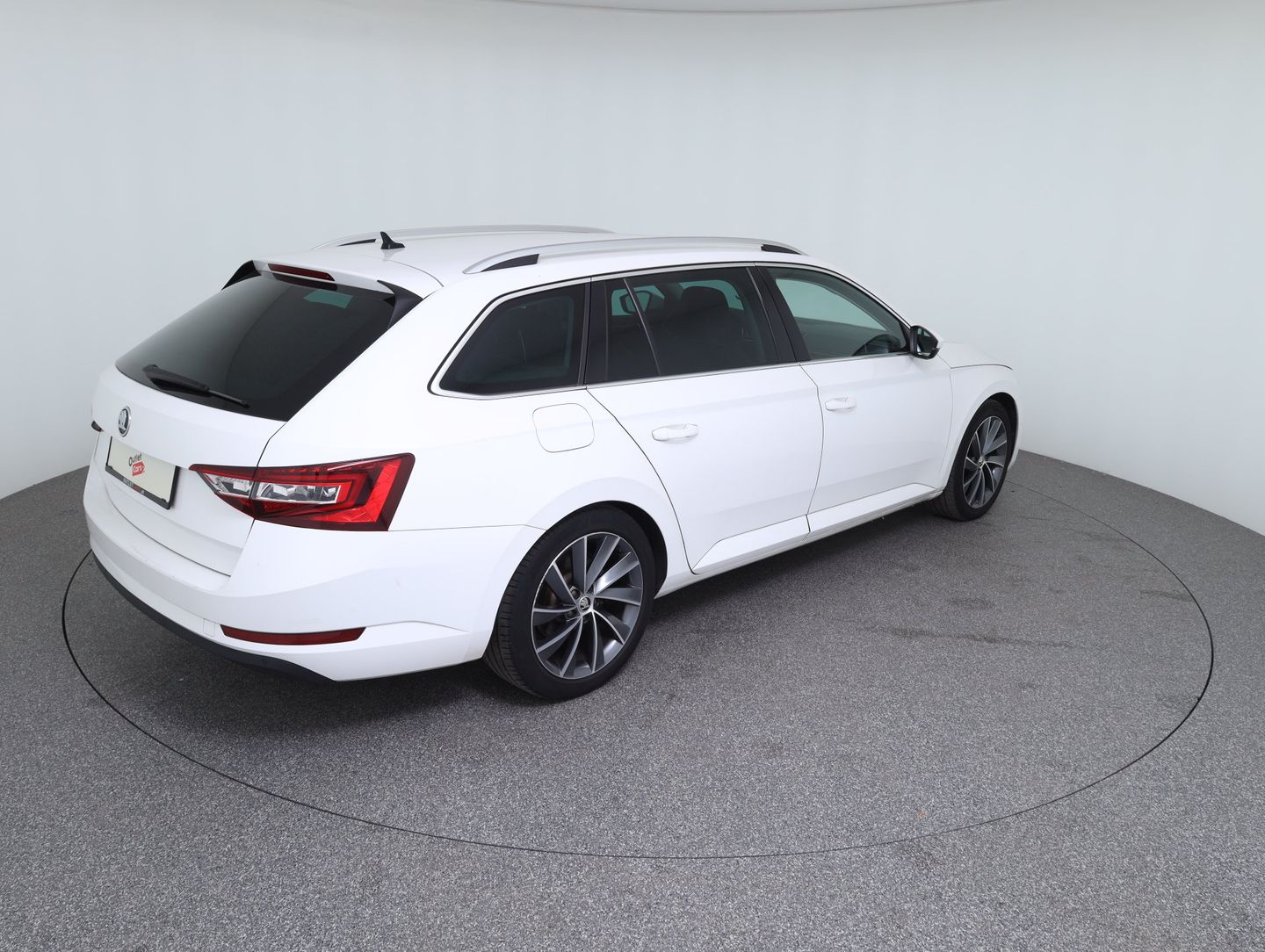 Škoda SUPERB Combi L&K TDI DSG | Bild 5 von 14