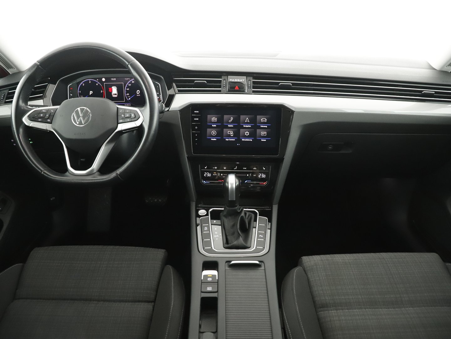 VW Passat Variant Business TDI DSG | Bild 13 von 26