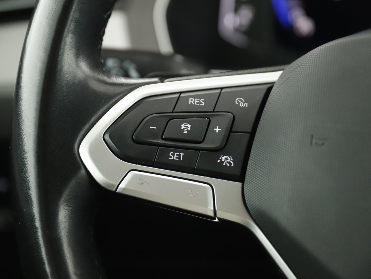 VW Passat Variant Business TDI DSG | Bild 17 von 28