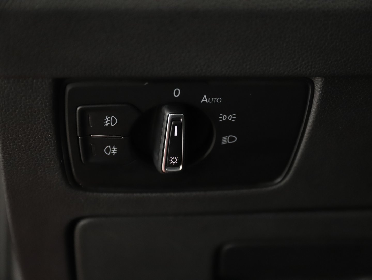 VW Passat Variant Business TDI DSG | Bild 12 von 28
