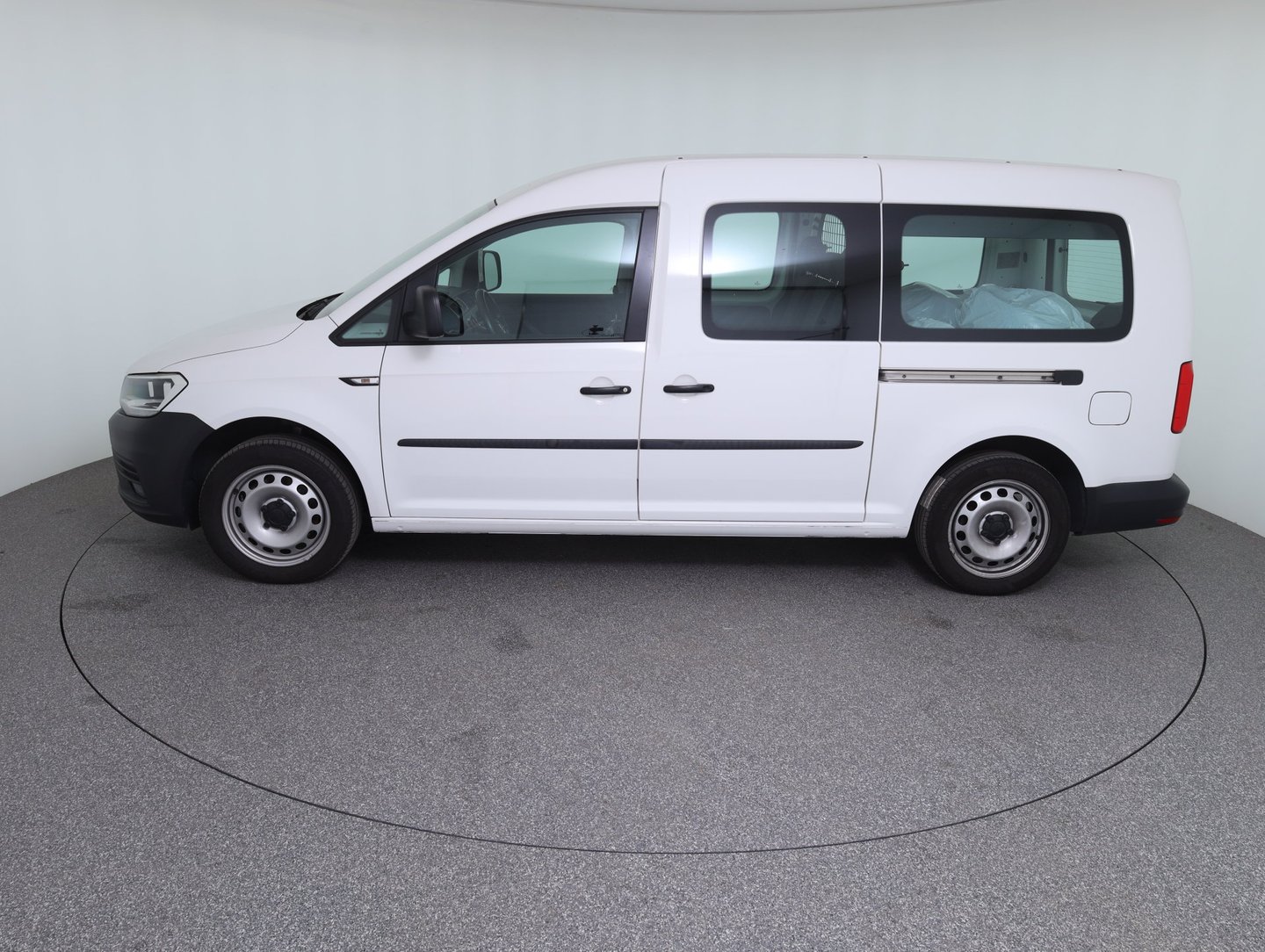 VW Caddy Maxi Kombi TDI | Bild 8 von 14